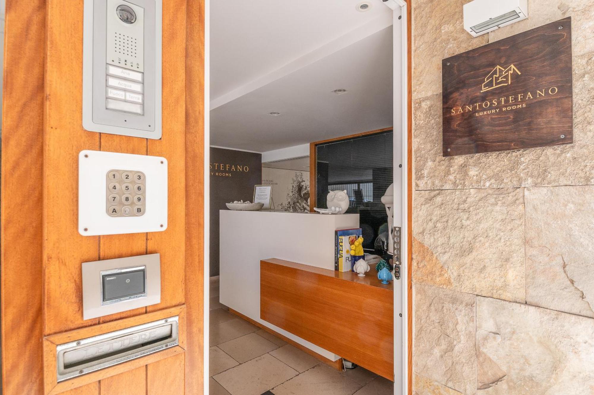 Santo Stefano Raro Rooms Collection Бриндизи Экстерьер фото